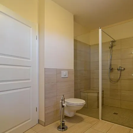 Three-bedroom Holiday In Feriehus *