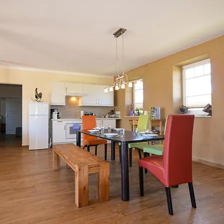 Three-bedroom Holiday In Feriehus Settin